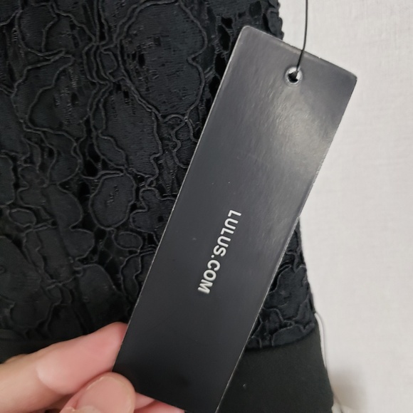 INSTANT ROMANCE BLACK LACE BACKLESS SKATER DRESS - Picture 4 of 7